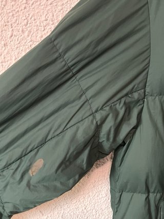 Chaqueta acolchada verde plegable plumón