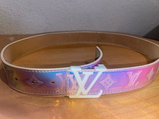 Cinturón estilo Louis Vuitton degradado azul morad