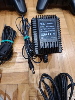 Cables y cargador PS3/PS4