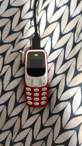 Mini móvil Nokia rojo y blanco Para colección