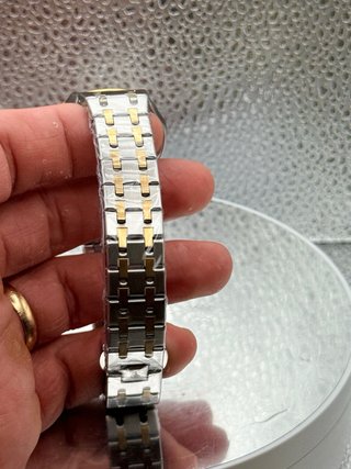 Reloj Poedagar Dama Oro y Plata Nuevo