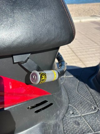 Moto SYM Symphony 125 R Roja. Perfecto estado