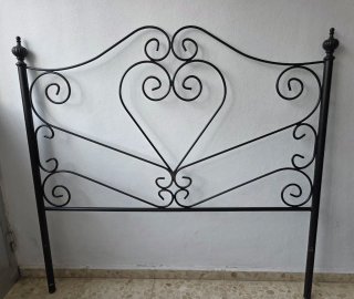 Cabecero forja corazón 135cm