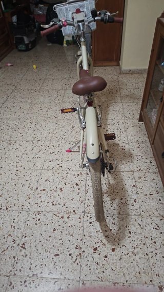 Bicicleta B'TWIN sin usar