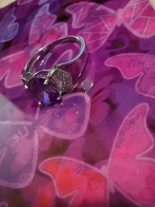 Anillo Morado con Circonitas Plateado
