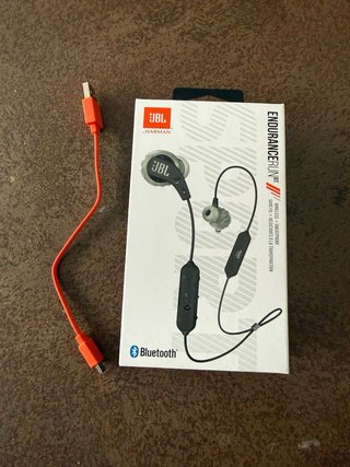 JBL Endurance Run BT Auriculares Deportivos Grises