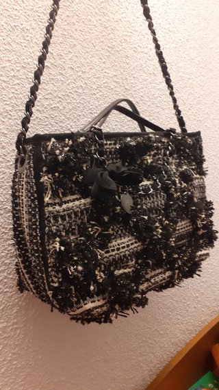 Bolso Purificación García negro y blanco