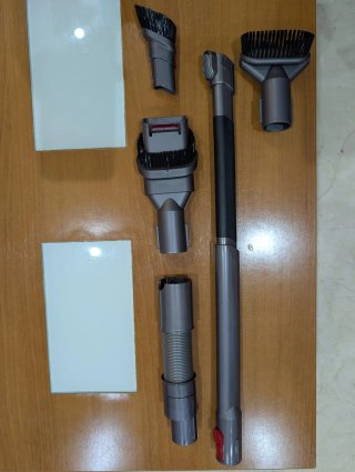 Dyson V8 Absolute + Accesorios Coche