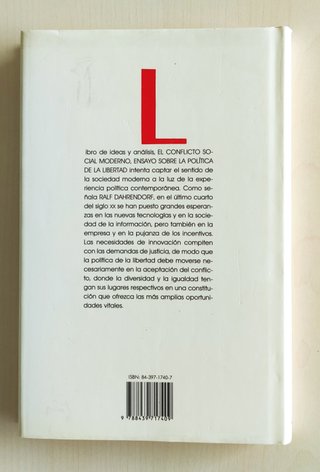 Lote de dos libros de Sociología Clásica