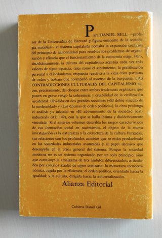 Lote de dos libros de Sociología Clásica