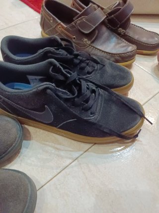 Lote Zapatos Talla 41 (Varios Colores)