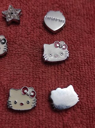 10 Colgantes Chanel Corazón Estrella Hello Kitty