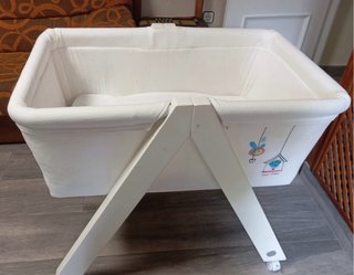 Minicuna blanca con estampado infantil