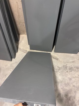 Baldas metálicas para estanterías modulares