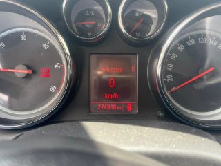 Opel Astra 2012