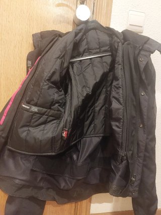 Chaqueta Dainese moto con protecciones