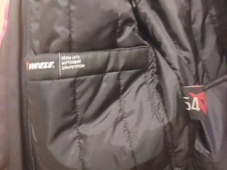 Chaqueta Dainese moto con protecciones