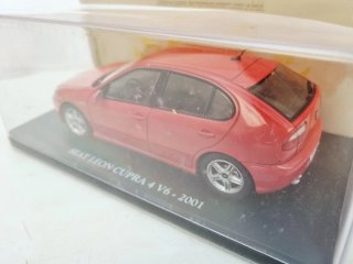 Seat Leon Cupra 4 V6 2001 escala 1:24