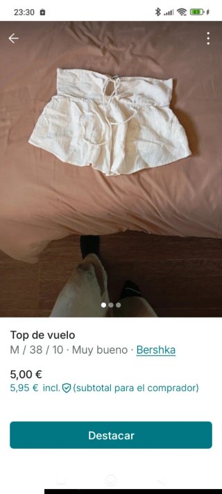 Top Bershka volantes beige Talla M
