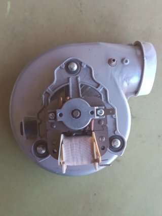 Extractor ventilador Ferroli RLG108/3800