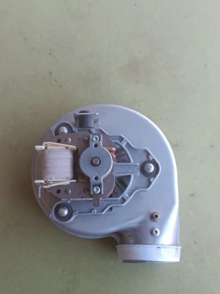 Extractor ventilador Ferroli RLG108/3800