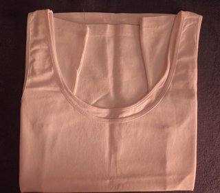 Camisetas Janira Negras y Blancas