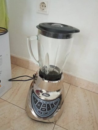 Batidora Oster Cromada