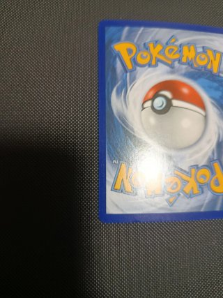 Carta Pokémon Reshiram & Charizard GX TAG TEAM