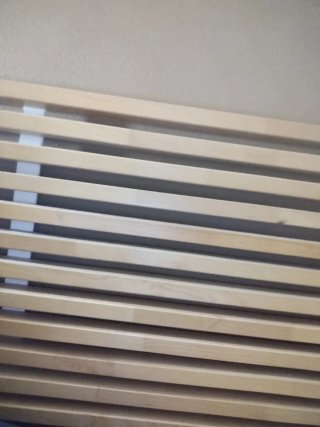 Cabecero de madera Ikea