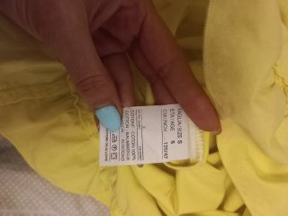 Vestido infantil amarelo sem manga