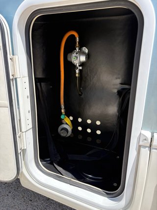Autocaravana 38.000km reestreno ford rimor