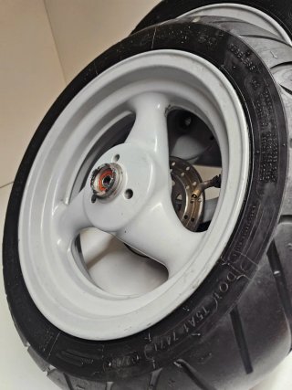Ruedas Aprilia Réplica