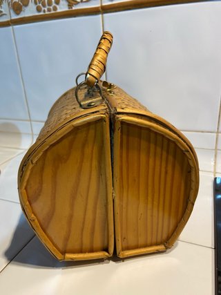 Bolso antiguo mimbre y madera
