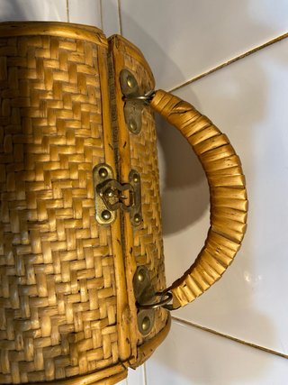 Bolso antiguo mimbre y madera