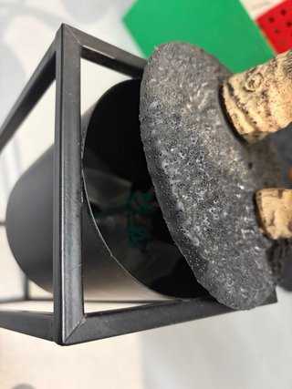 Planta Artificial Grande con Maceta Negra