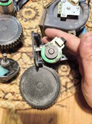 Rueda Cecotec Conga 1090 Izquierda + Derecha