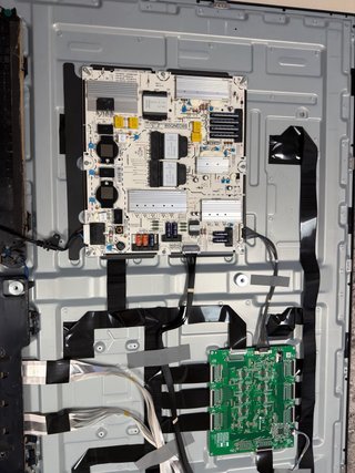 TV LG QNED Mini LED 65 para piezas