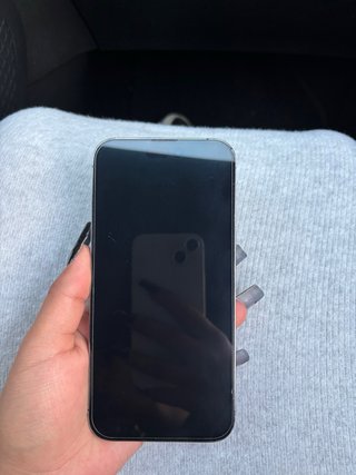 iPhone 14 Pro Max Morado