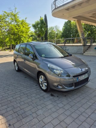 Renault Grand Scenic 2010