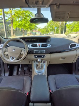 Renault Grand Scenic 2010