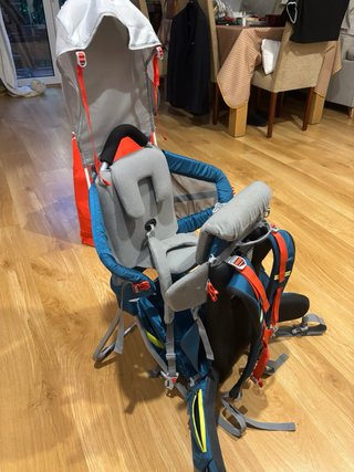 Mochila Portabebés Montaña Altus Sin Usar