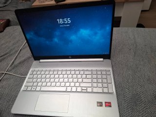 Ordenador HP Laptop 15s-eq2xxx Plata