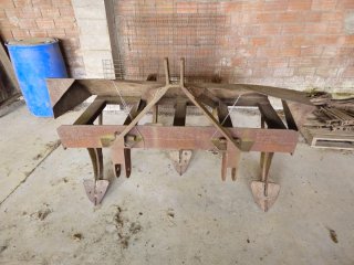 Arado para tractor
