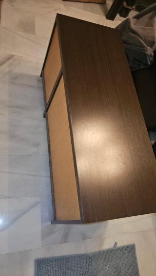 Mueble de salón madera oscura y cerezo
