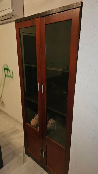 Mueble de salón madera oscura y cerezo