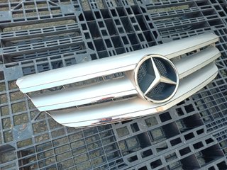 Parrilla Mercedes W245 W169
