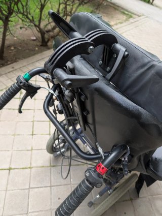Silla de Ruedas Basculante Invacare Rea Azalea