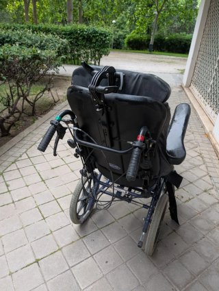 Silla de Ruedas Basculante Invacare Rea Azalea