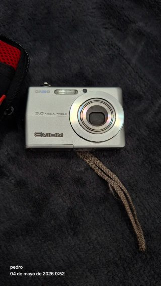 Cámara Casio EXILIM Plata