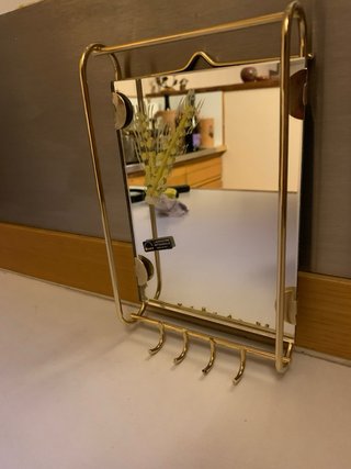 Appendichiavi da parete in ottone con specchio